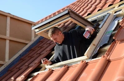 Pose de fenêtres de toit Velux à Montessaux